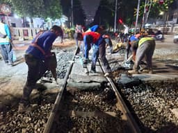 Ada Pekerjaan Perbaikan Geometri Jalan Rel, KAI Daop 1 Jakarta Imbau Pengguna Jalan Hindari JPL 14 dan Gunakan Jalur Alternatif