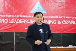 Mengenal Puguh Dwi Kuncoro, Konsultan Manajemen Bisnis di Balik KLTC® Group yang Mendorong Lahirnya Trainer Berkualitas di Indonesia