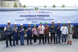 Perkuat Dukungan Infrastruktur Air Krakatau Pipe Resmi Memulai Pengiriman Perdana Proyek Karian