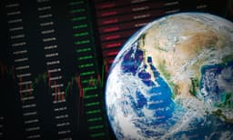Kenaikan Suku Bunga dan Geopolitik: Mengapa Indeks Global Menjadi Pilihan Trader Saat Ini