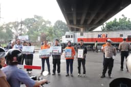 KAI Daop 2 Bandung Sampaikan Bahwa Keselamatan Perjalanan KA Butuh Peran Serta Masyarakat
