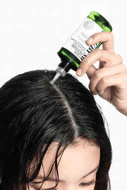 SOME BY MI Meluncurkan 'Cica Anti Hair Loss Hair Serum,' Lengkapi Lini Perawatan Kulit Kepala Fungsional