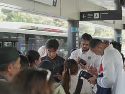 Kampanyekan Gaya Hidup Sehat, PAM JAYA Gandeng Pelita Jaya Bagi-Bagi Tumbler