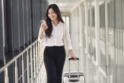 Asuransi Perjalanan Chubb Travel Insurance Kini Hadir di neobank dari Bank Neo Commerce