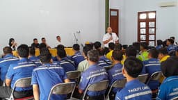 Tingkatkan Standar Pelayanan Kebersihan saat Angleb,  KAI Services Gelar Pembinaan Petugas Cleaning di Regional Yogyakarta