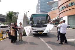 Sekarang ke Bandara Internasional Soekarno - Hatta  Bisa dari Grand Metropolitan Bekasi