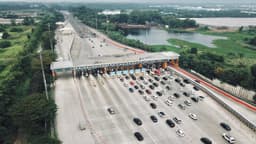 Tembus 523 Ribu Kendaraan Melintas di Gerbang Tol Cikampek Utama, Mobilitas ke Timur Trans Jawa Melonjak Signifikan