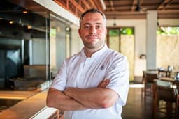 Four Seasons Resort Bali at Jimbaran Bay Hadirkan Babak Baru Kuliner Bersama Executive Chef Baru Benjamin Halat